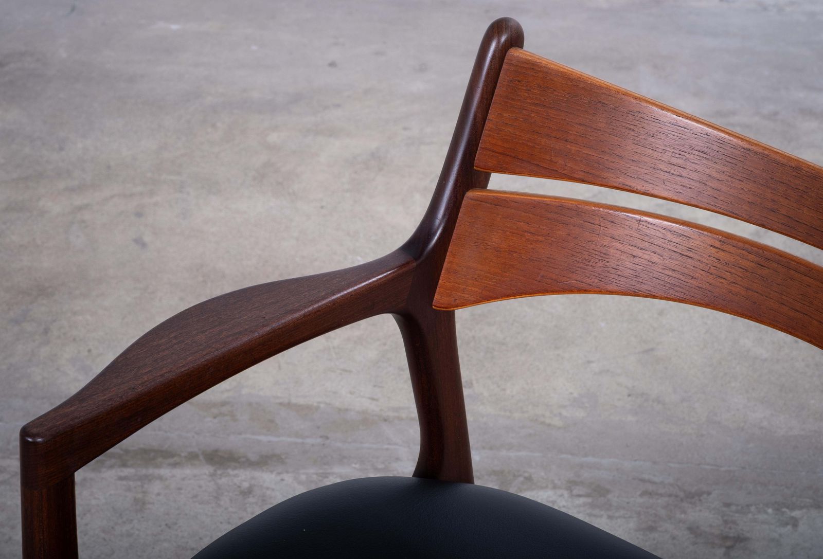 Fauteuil en teck par Erik Buch pour Christiansen Møbelfabrik, Danemark, années 1960 photo buy