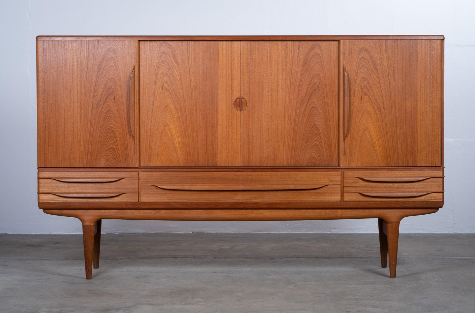 3888.0 Um14 Dressoir Van Johannes Andersen Voor Uldum Møbelfabrik, Denemarken, Jaren 1960 photo