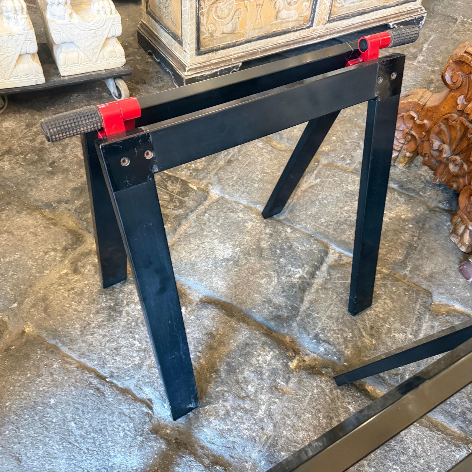 photo buy Set Of Two 1970s Modern Easels For Gaetano Table By Gae Aulenti For Zanotta