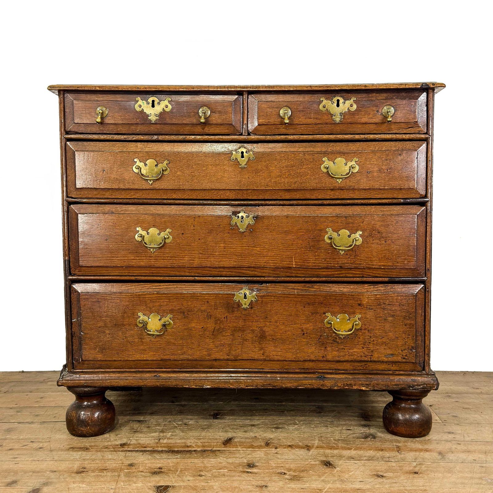 Antique 18th Century Oak Chest Of Drawers | Antique Storage | Bedroom Drawers | Antique Chest Of Drawer
