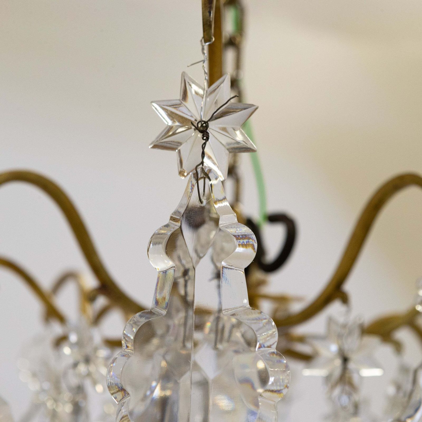 photo furniture Monumental 16 Arm French Louis XV Style Gilt Brass & Crystal Chandelier