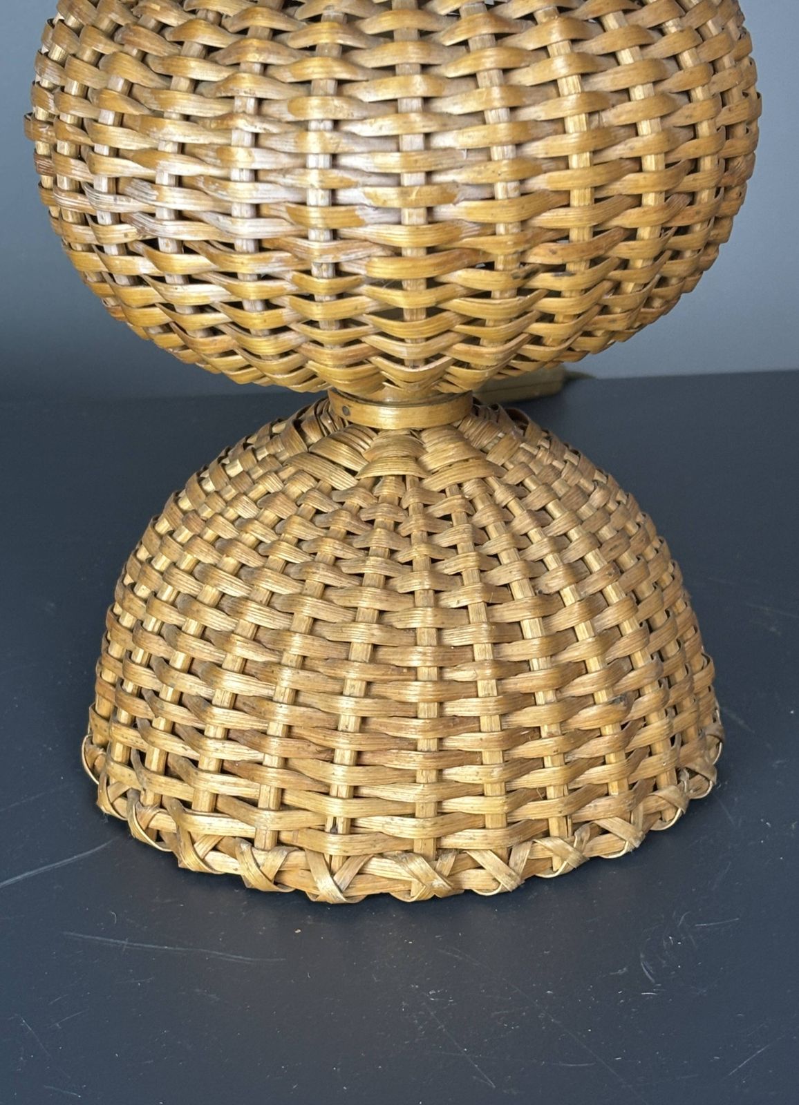 Page 1 sur 16 - Lampe de table mid-century en rotin et osier, forme champignon, années 1950 photo buy