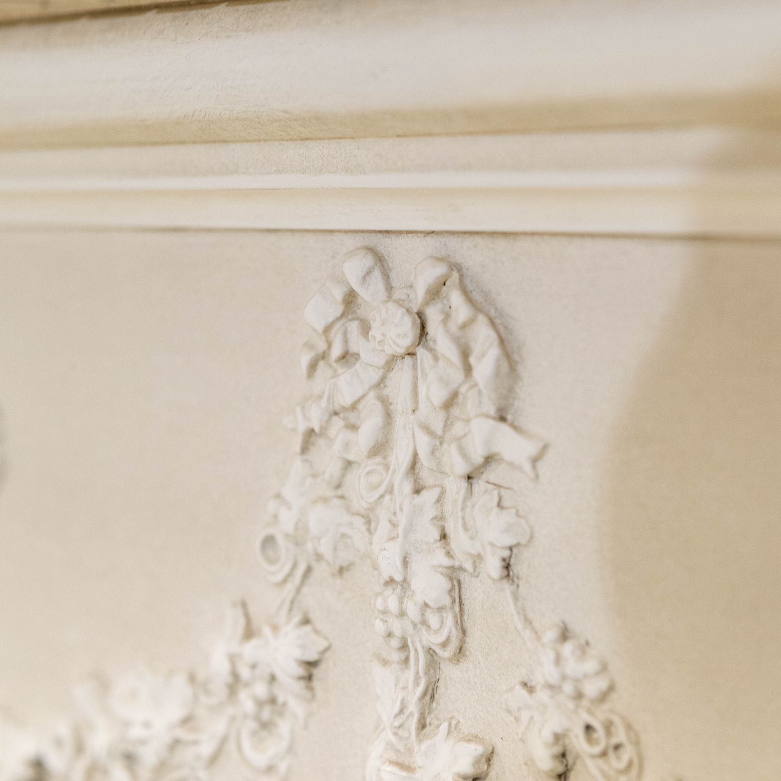 Home Fixtures Ornate Wooden Regency Style Fireplace Surround photo