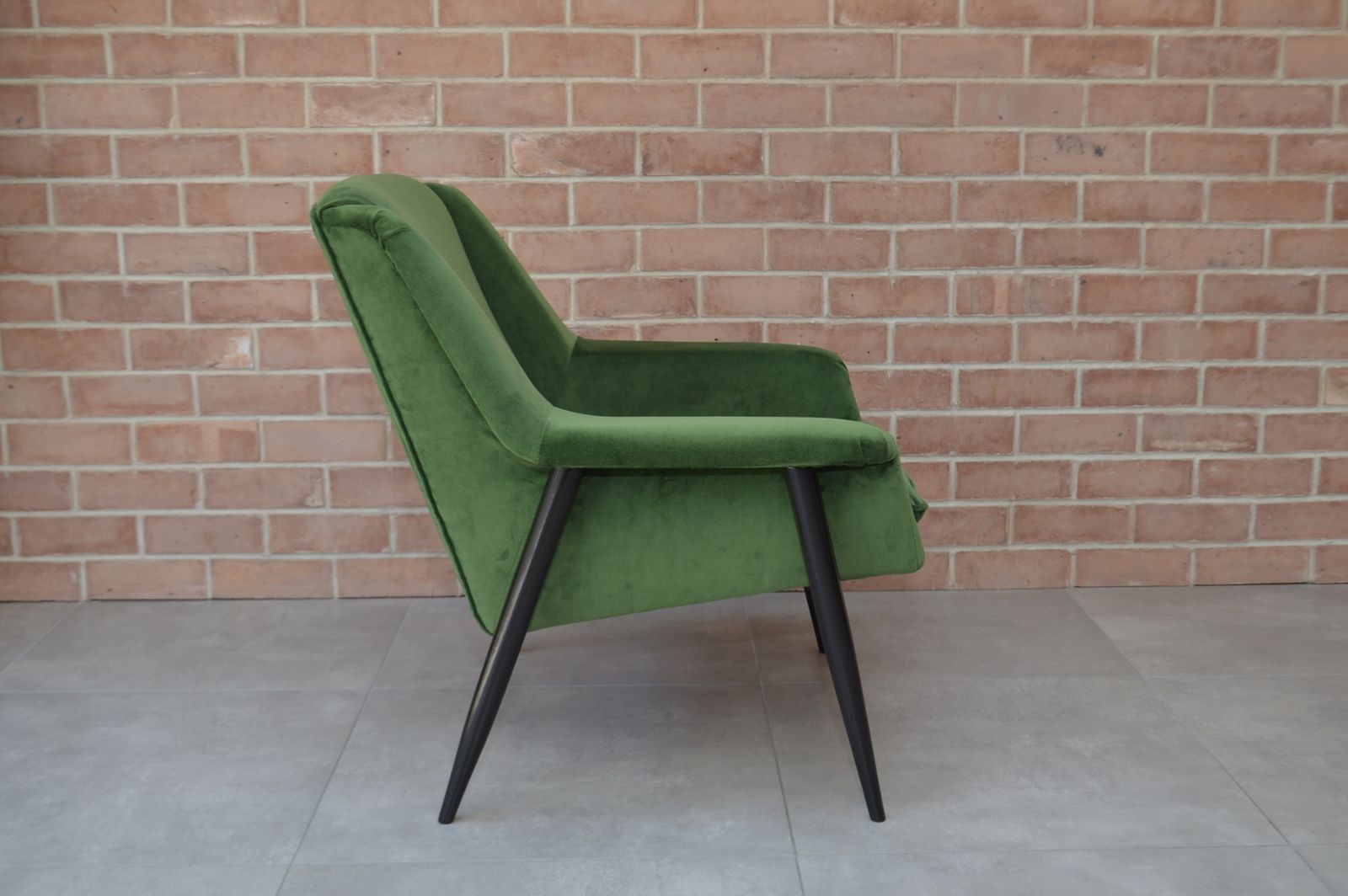 Mid Century Parker Knoll "New Menton" Model Pk940 Teak Armchair, Green Velvet Upholstery photo Furniture
