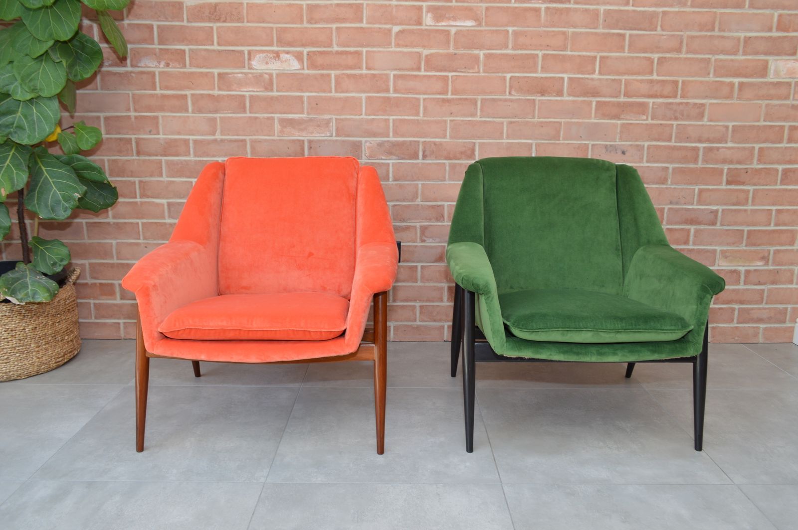 1395.0 Mid Century Parker Knoll "New Menton" Model Pk940 Teak Armchair, Green Velvet Upholstery photo