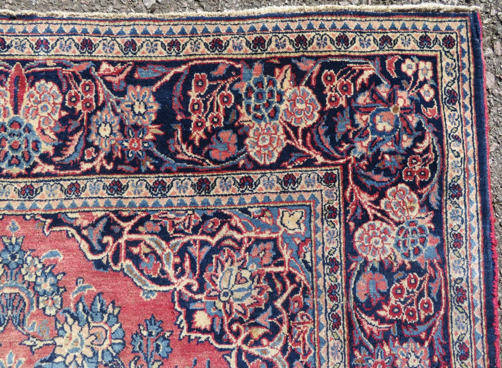 Antique Pictorial Floral Rug. 211cm X 136cm. photo vintage