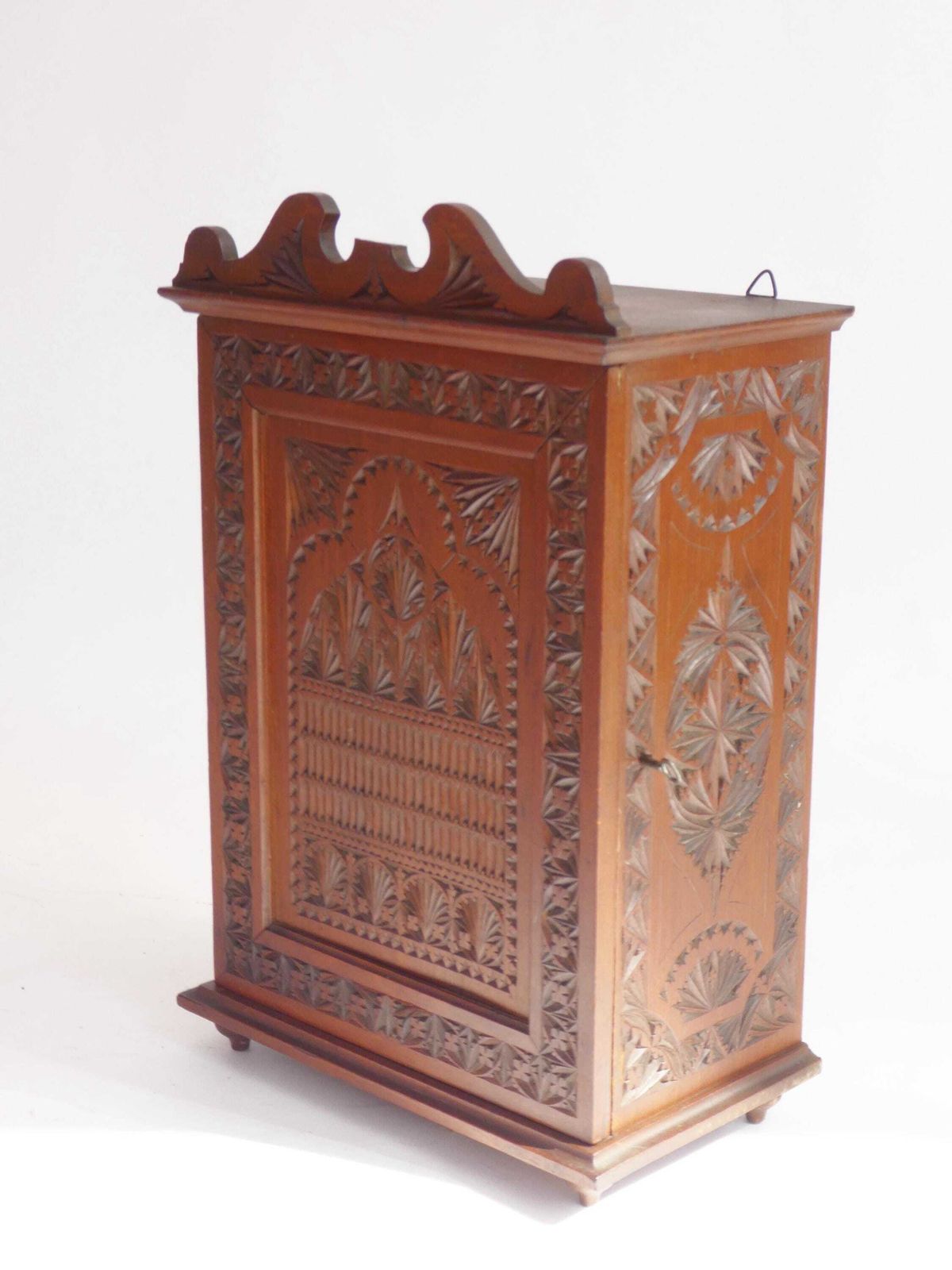 Art Nouveau Dutch Wooden Cabinet, Small Antique Chip Carved Chest, Folk Art Apothecary With Lock photo 408.0
