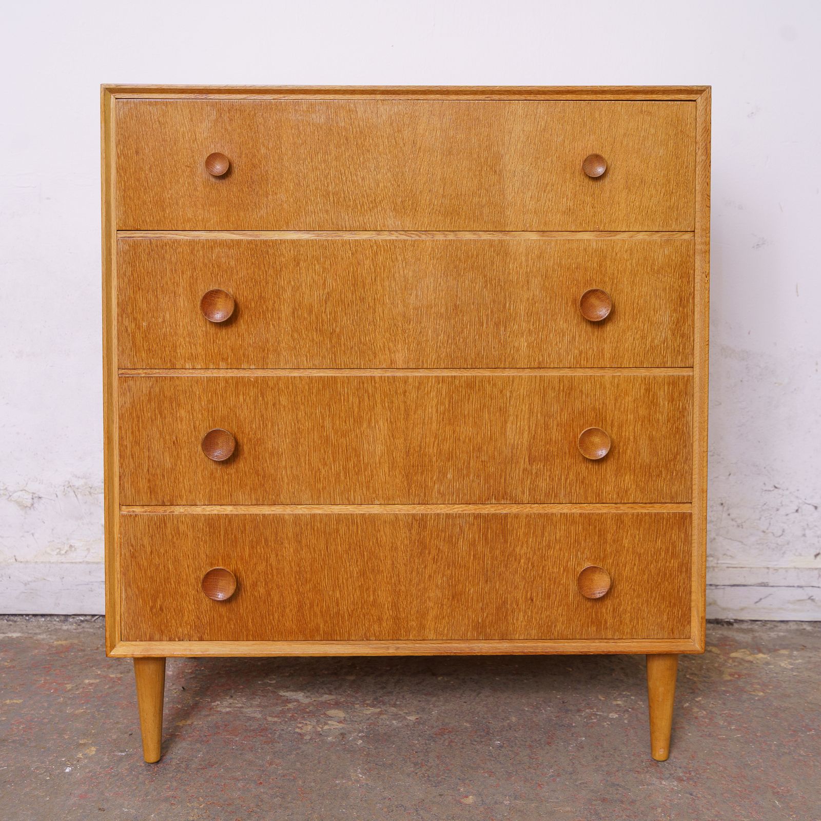 Meredew Mid Century Oak Chest Of Drawers photo 425.0
