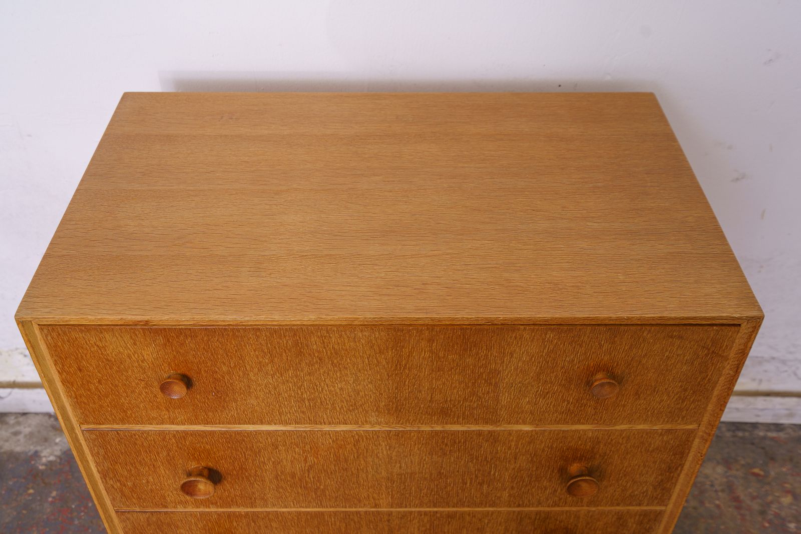 Meredew Mid Century Oak Chest Of Drawers photo vintage