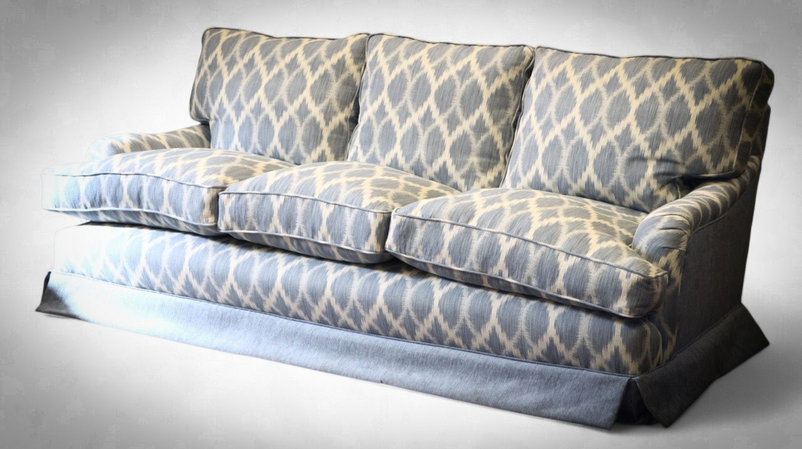 Peter Dudgeon 3 Seater Connaught Grand Sofa Jane Churchill Fontane Blue Linen 🚚 photo furniture