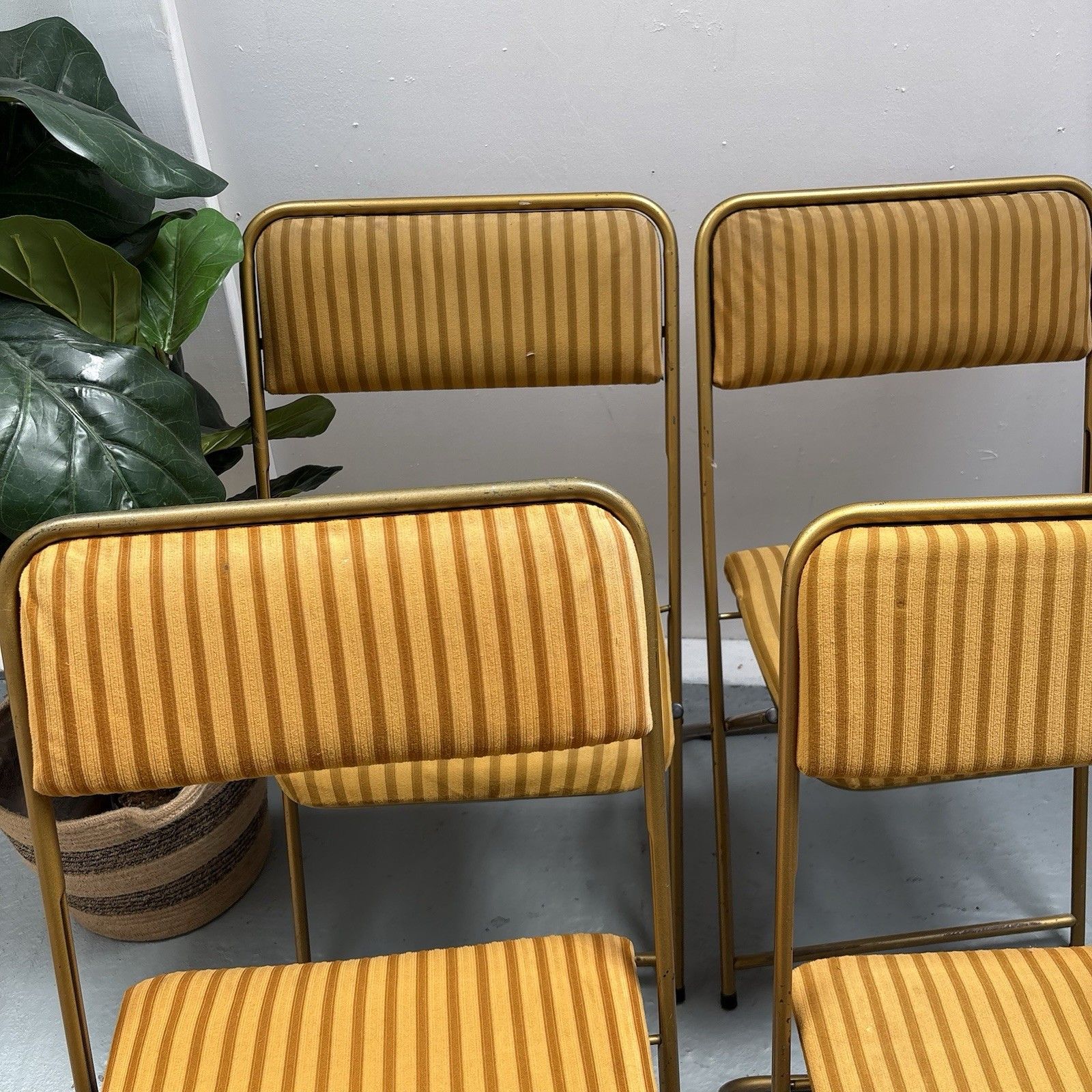 photo furniture 4 Vintage Lafuma Chantazur Folding Picnic Cocktail Chairs Ochre & Mustard 1970s