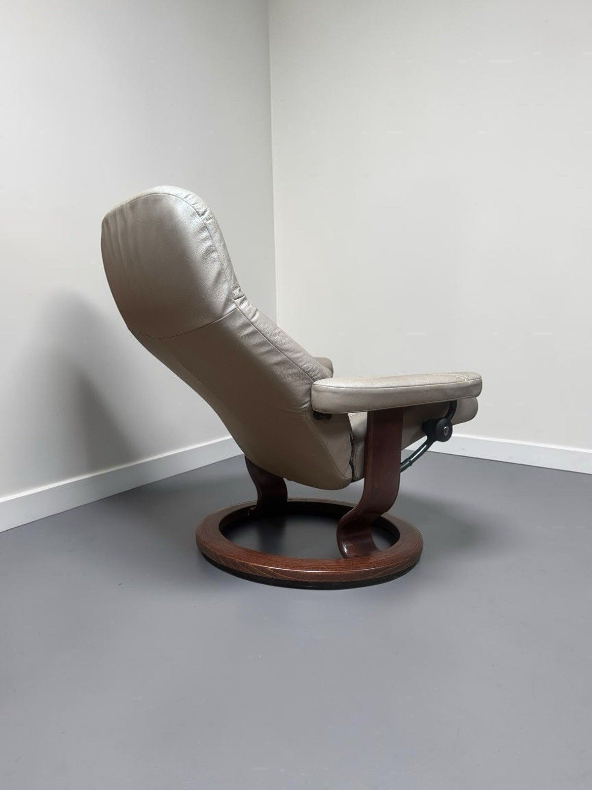 Ekorness  Stressless Reclining Armchair Consul Model Superior Quality photo buy