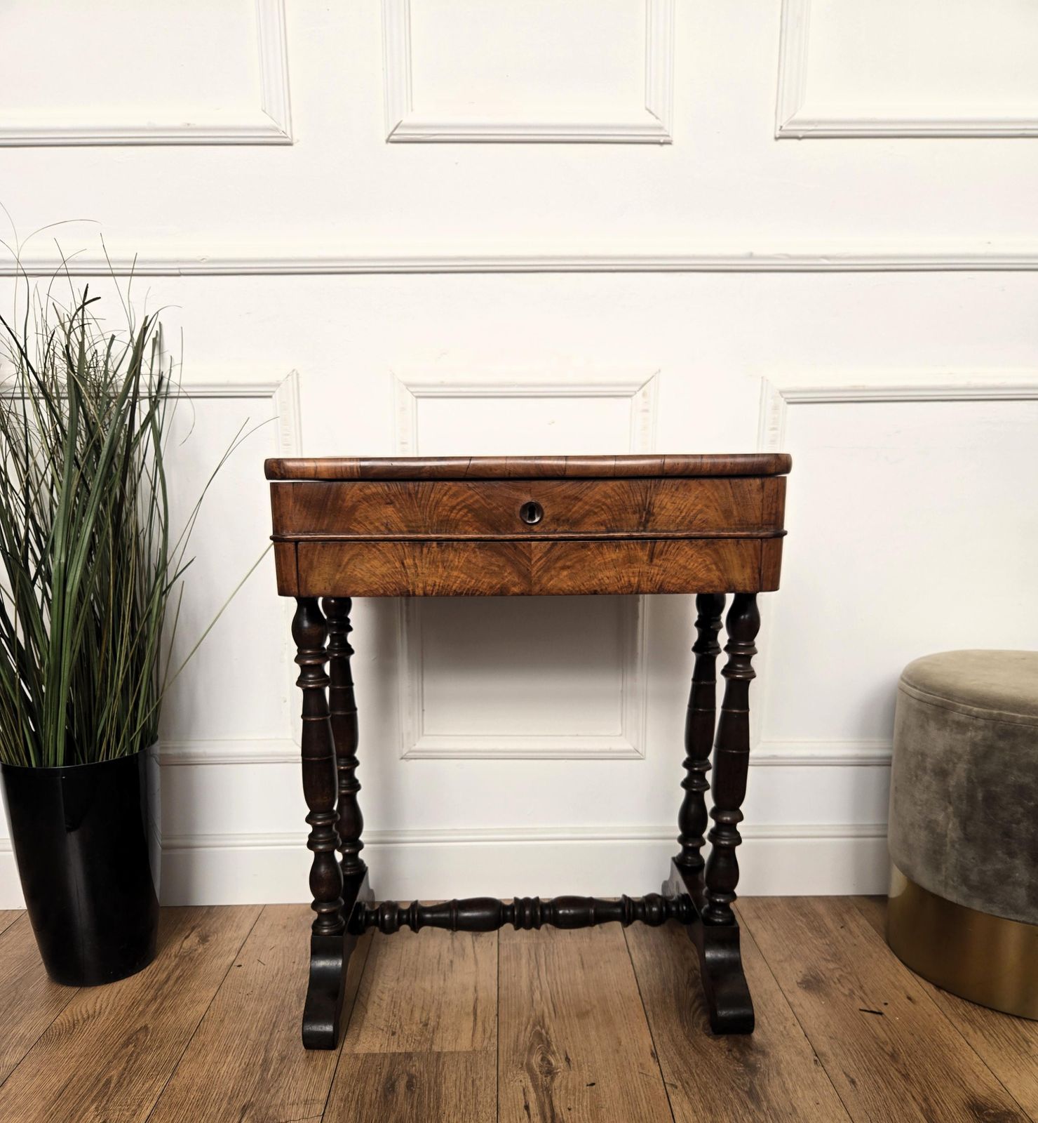 Antique Italian Burl Wood Carved Legs Sewing Side Table photo 1413.0
