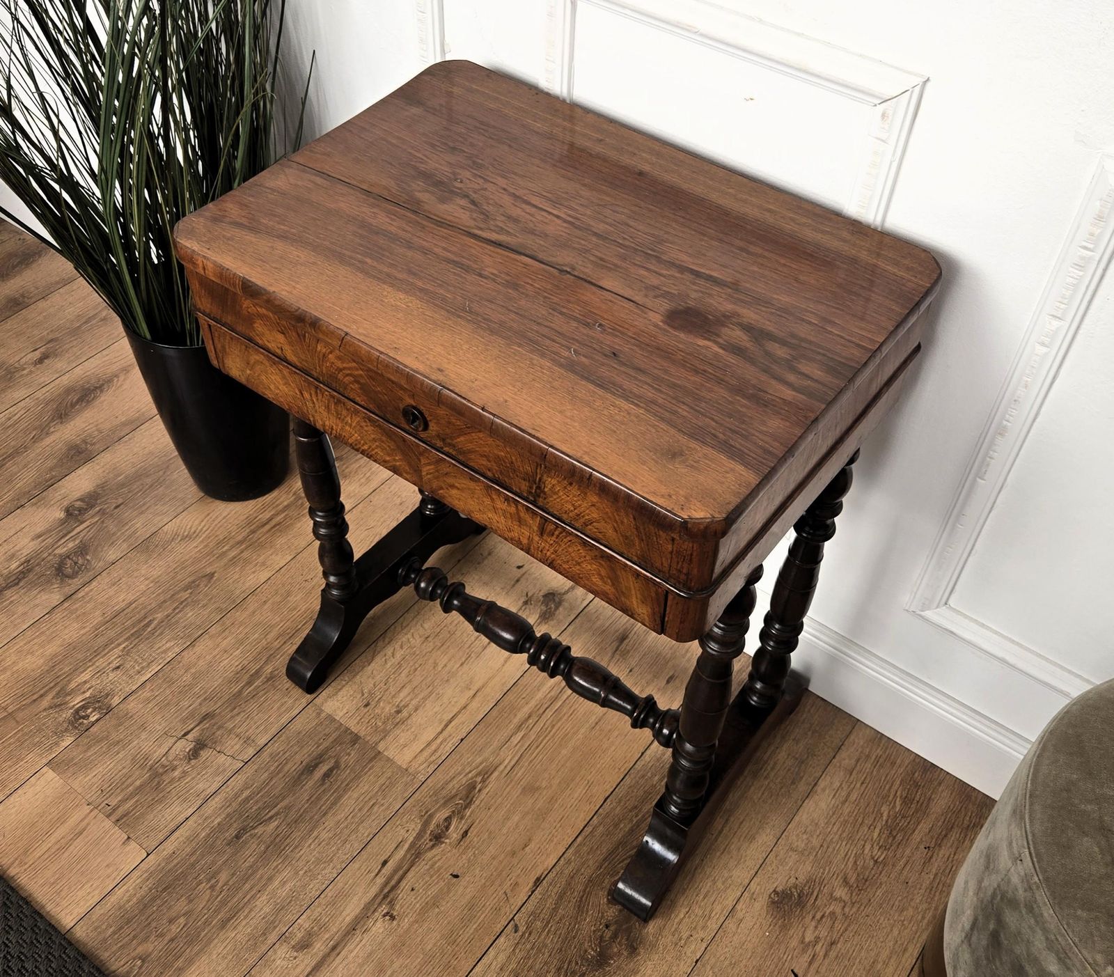 Antique Italian Burl Wood Carved Legs Sewing Side Table photo vinterior