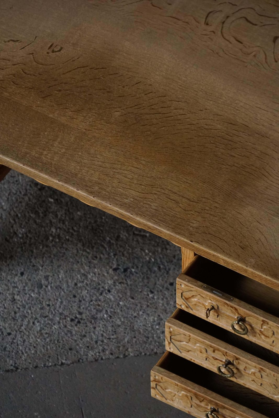 Freestanding Desk In Oak, Danish Mid Century Modern, Henning Kjærnulf, 1950s photo vinterior