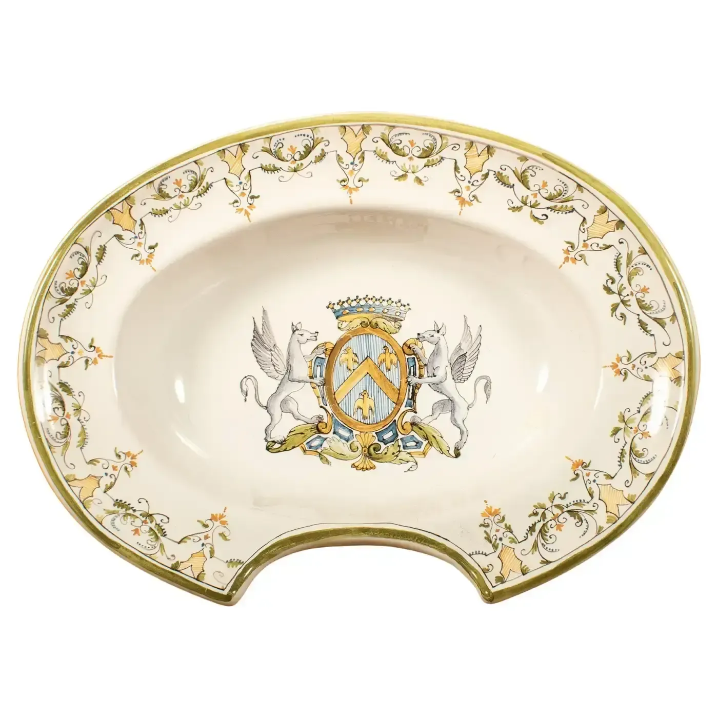 French Porcelain Shaving Dish, “Italien à Moustiers”, Early 20th Century