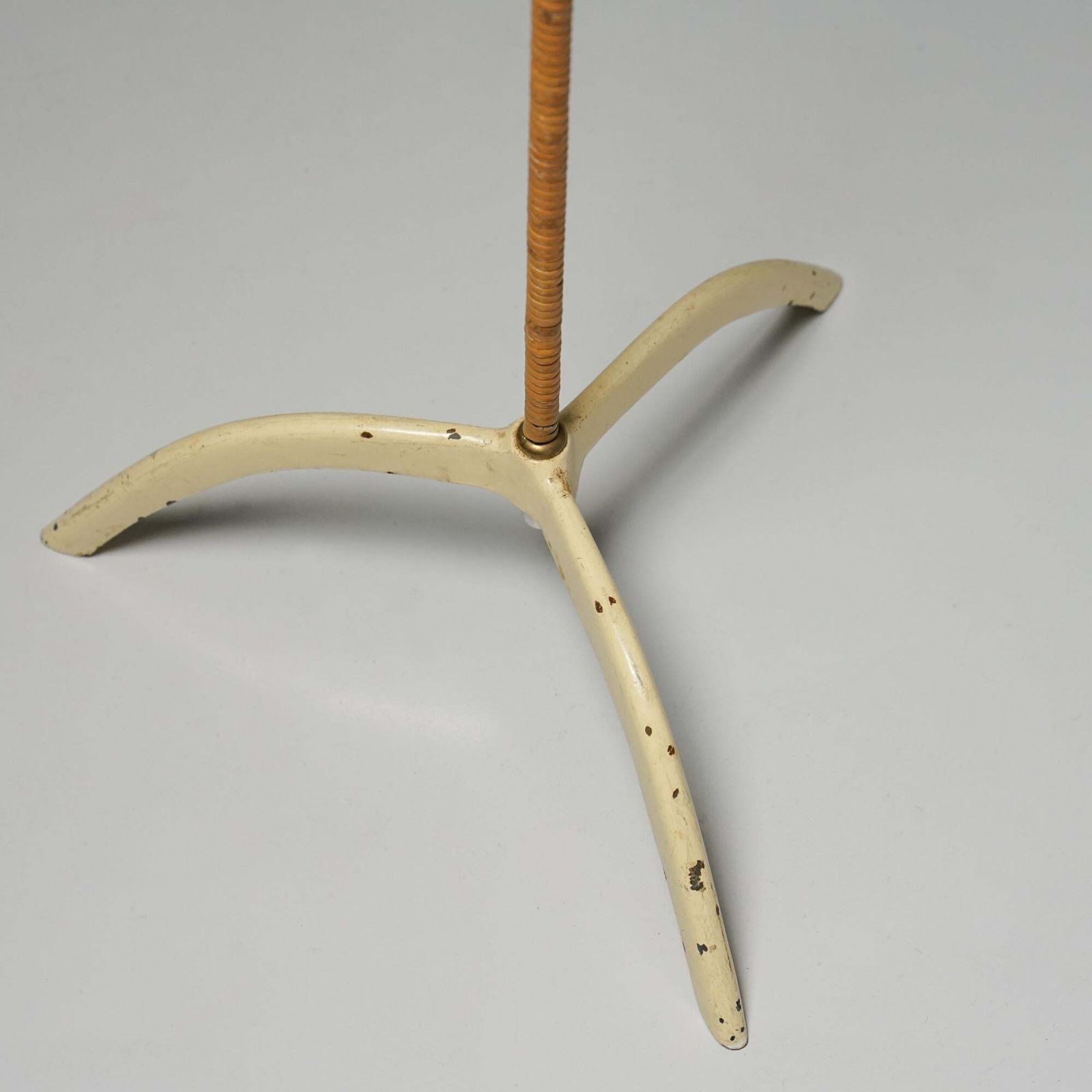 Scandinavian Modern Model 9608 Floor Light, Paavo Tynell, Taito Oy, 1940/1950s photo 21638.0