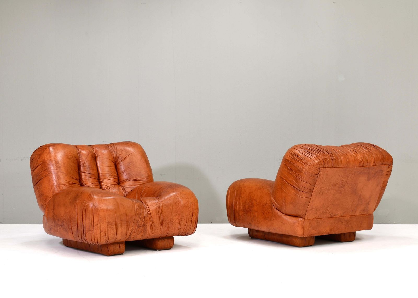 Giuseppe Rossi Di Albizzate Lounge Chairs In Leather, Italy – 1970’s
