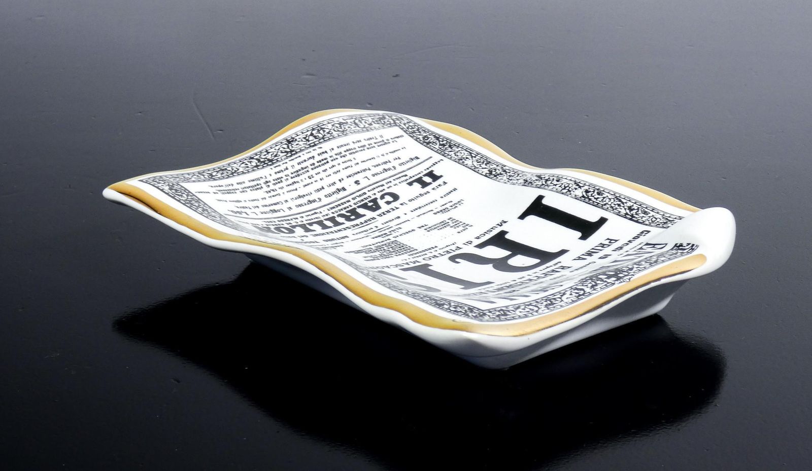 Fornasetti Design Ashtray Saucer, Iris, Pietro Mascagni. Italy, 70s photo buy