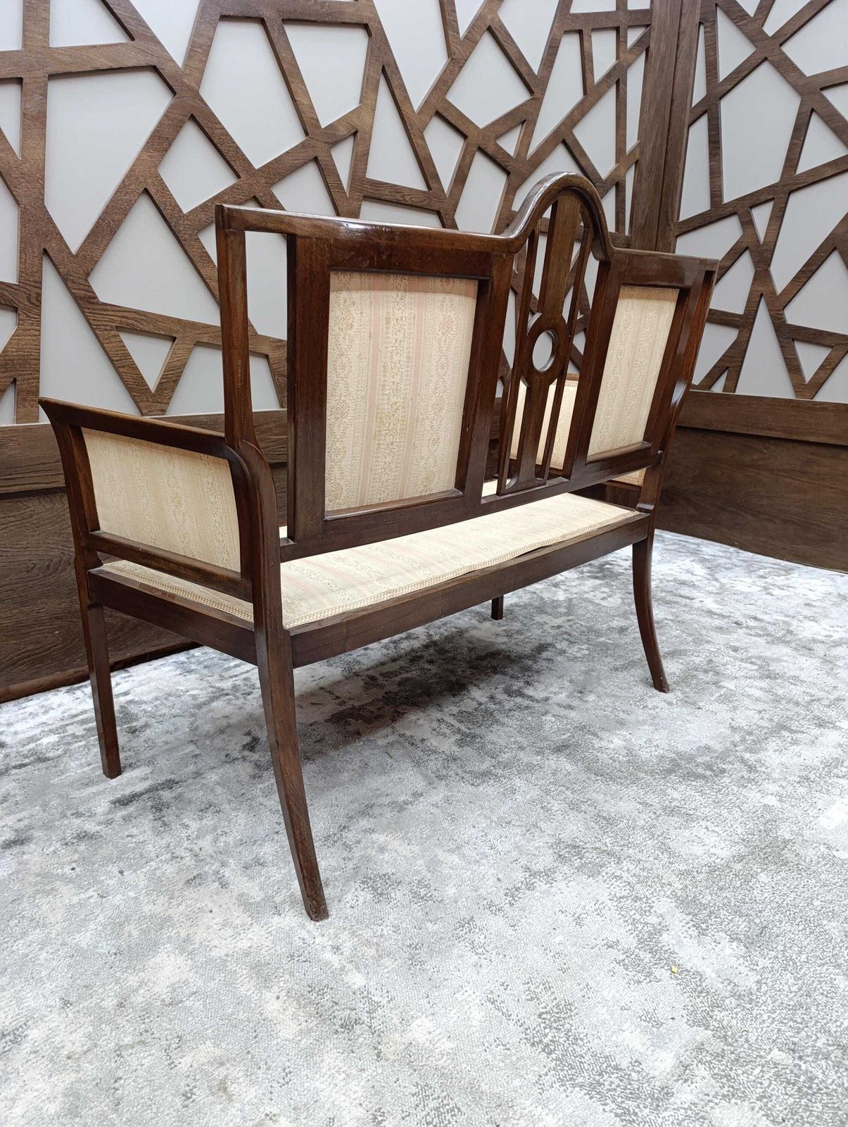 photo vinterior Edwardian Mahogany Salon Suite | Mother Of Pearl Inlay | Early 20th Century