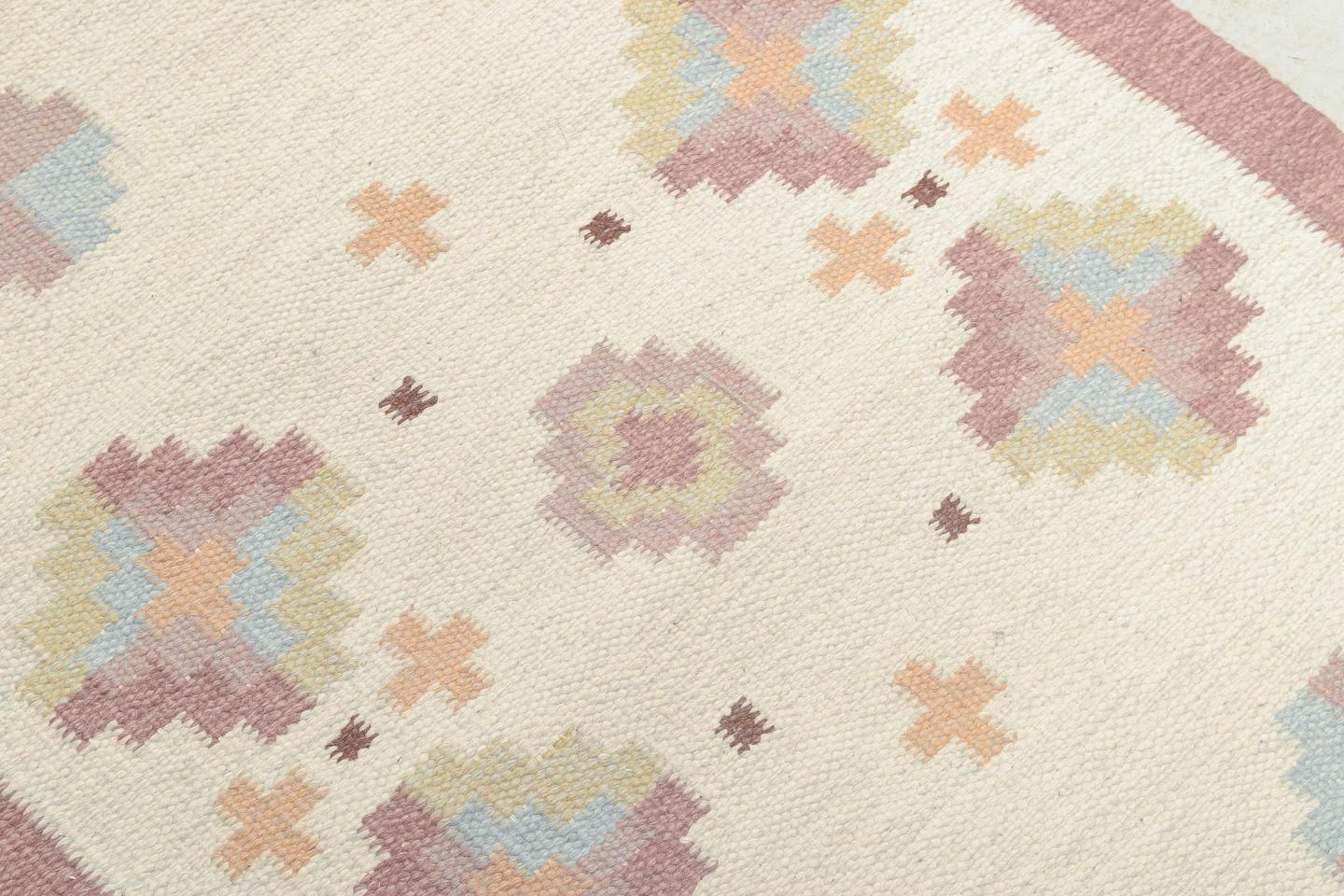 Chemin de table rölakan en laine à motif géométrique, designer textile suédois, années 1960 photo for sale