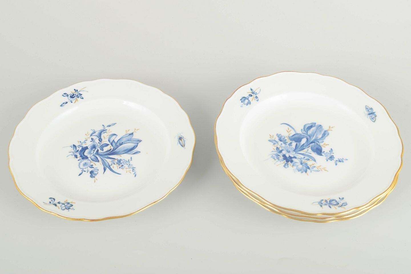 Meissen. Germany. Set Of 4 Porcelain Lunch Plates With Blue Floral Motifs. photo furniture