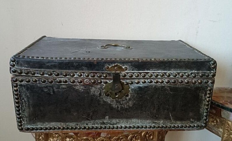 A Leather Covered Chest/Trunk Adorned With Metal Inlays. 17th Century, 45 X 26 X 19 Cm. photo furniture