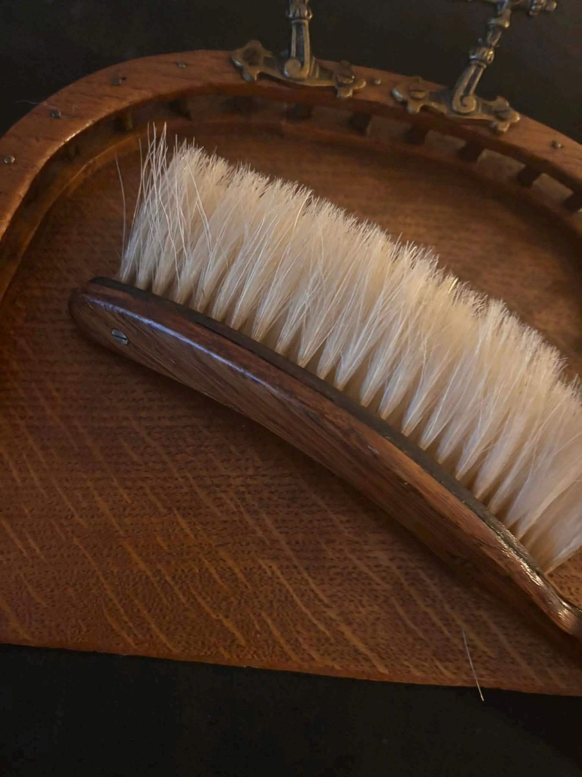 Antiek Engels Kruimelset: Houten Tafelschep En Borstel, Edwardiaans photo buy
