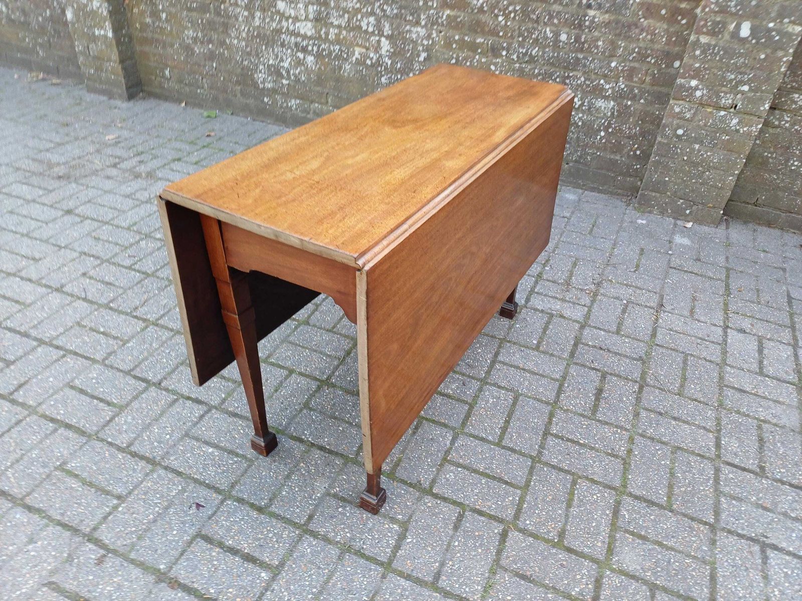 Massive Antique 19th Century Mahogany Gate Leg Dining Table C.1850 Georgian Style Drop Leaf Table Free Hand Delivery photo Furniture
