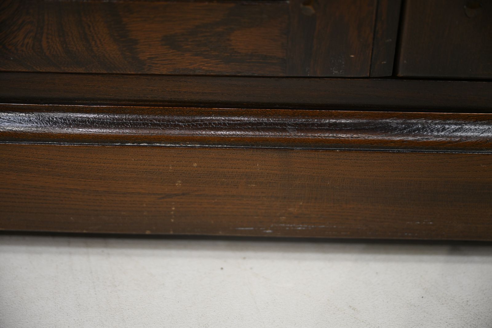 photo vinterior Ercol Wide Medium Bookcase 2 Shelves Dark Finish Free Uk Delivery*
