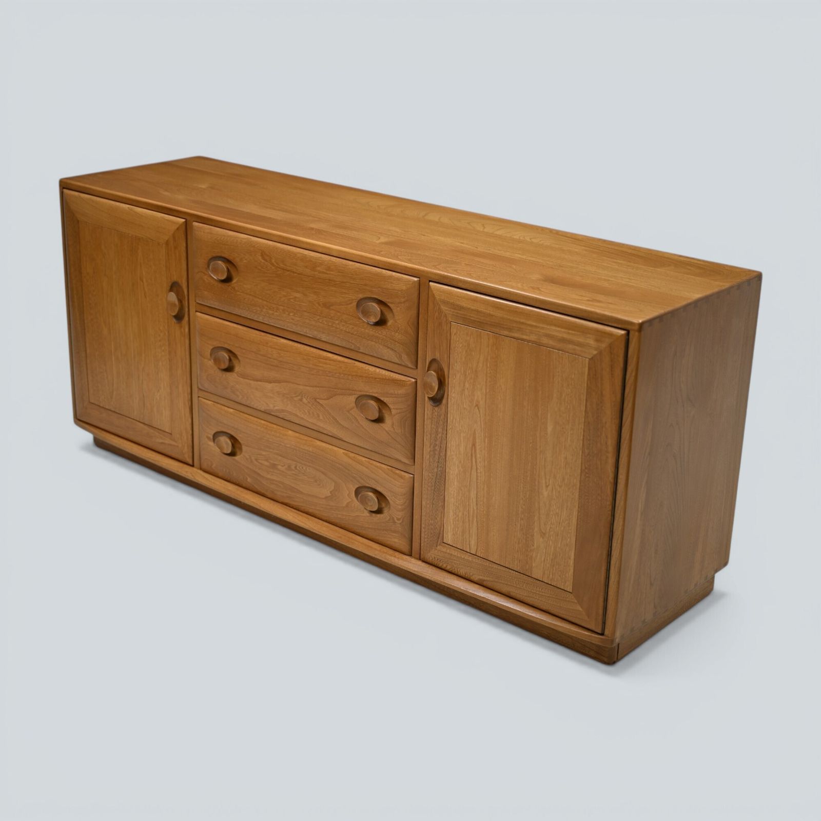 Ercol Windsor Sideboard Model Number 1072 Light Finish Vintage Free Uk Delivery* photo furniture