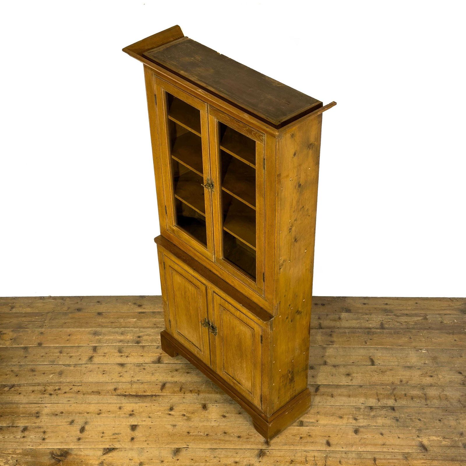 Antique Early 20th Century Oak Cupboard | Antique Cupboard | Antique Storage | Welsh Furniture photo for sale