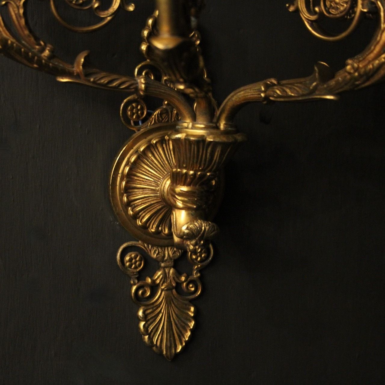 French Single Bronze Antique Wall Sconce photo Lighting