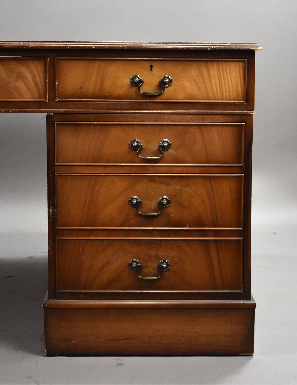 photo furniture Mahogany Partners Desk, 1980s, Vintage