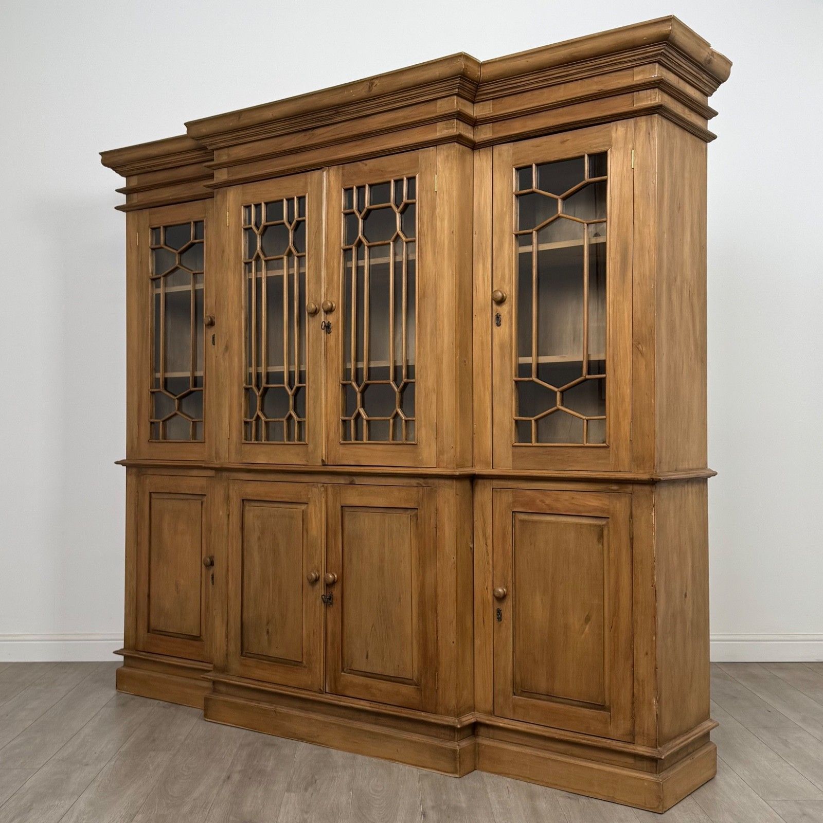 Antique 20th Century Large Breakfront Bookcase In Pine ( Af 5584 ) photo for sale