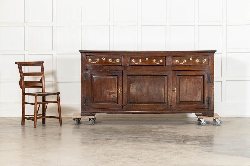 English George III Oak Dresser Base photo Furniture