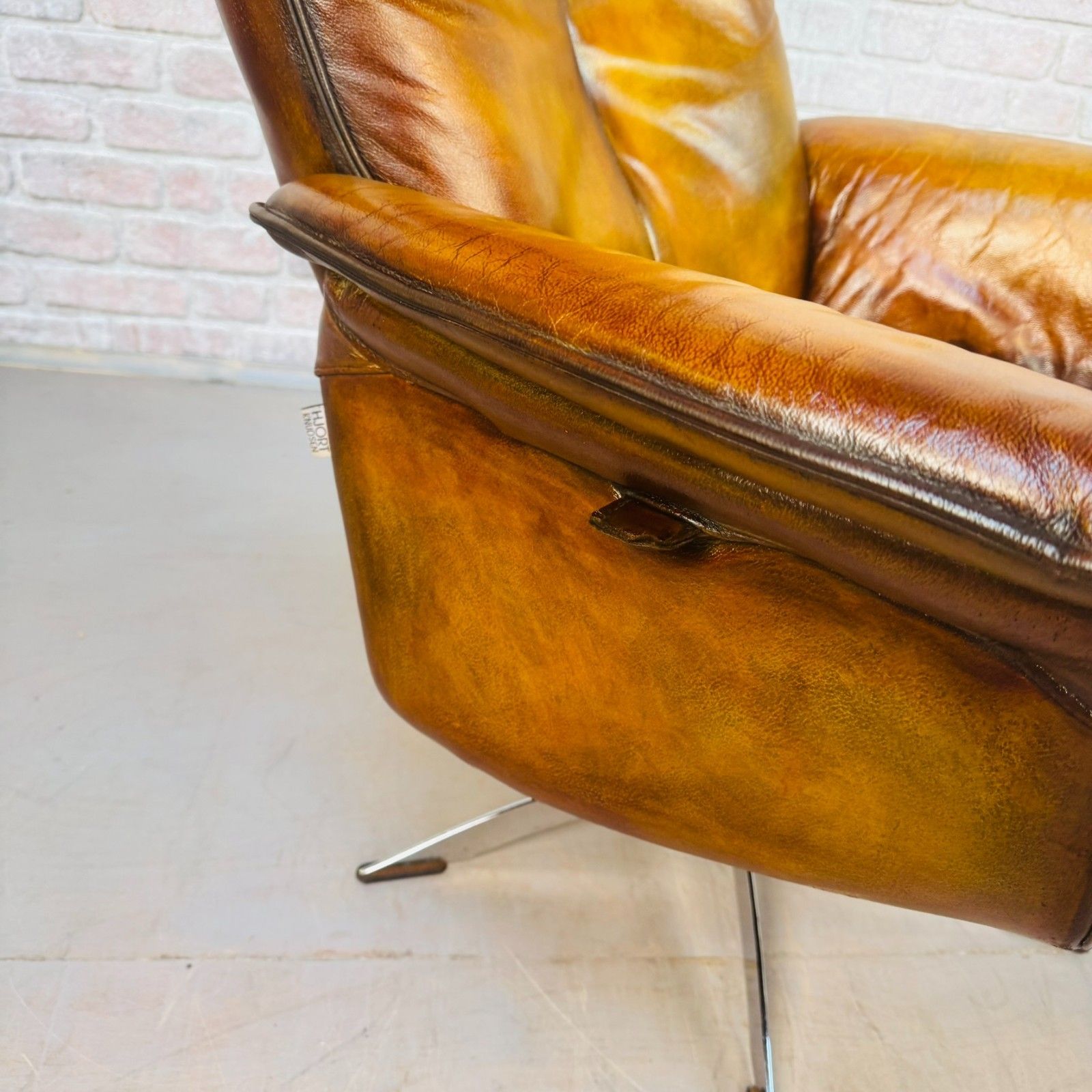 Vintage Danish Hort Knudsen Tan Leather Swivel Reclining Chair photo buy