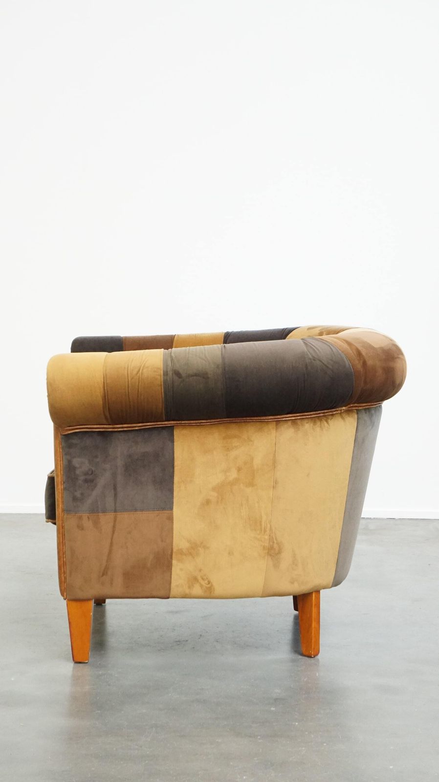 Unieke Engelse Stijl Patchwork Chesterfield Club Fauteuil In Zeer Goede Staat photo Meubels