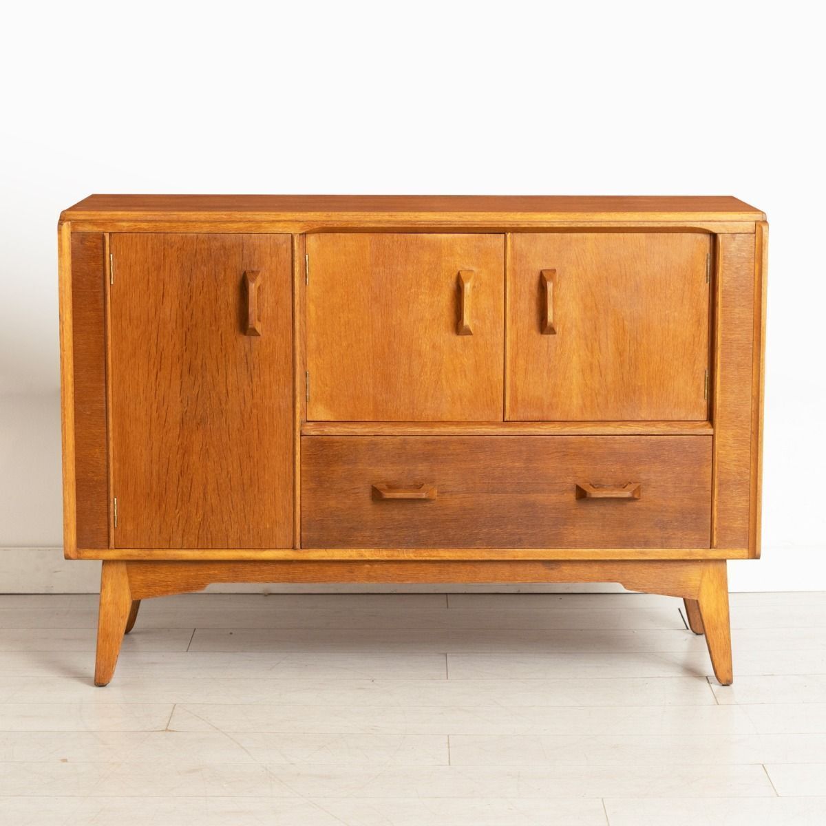Midcentury Brandon Sideboard In Oak By G Plan C.1955