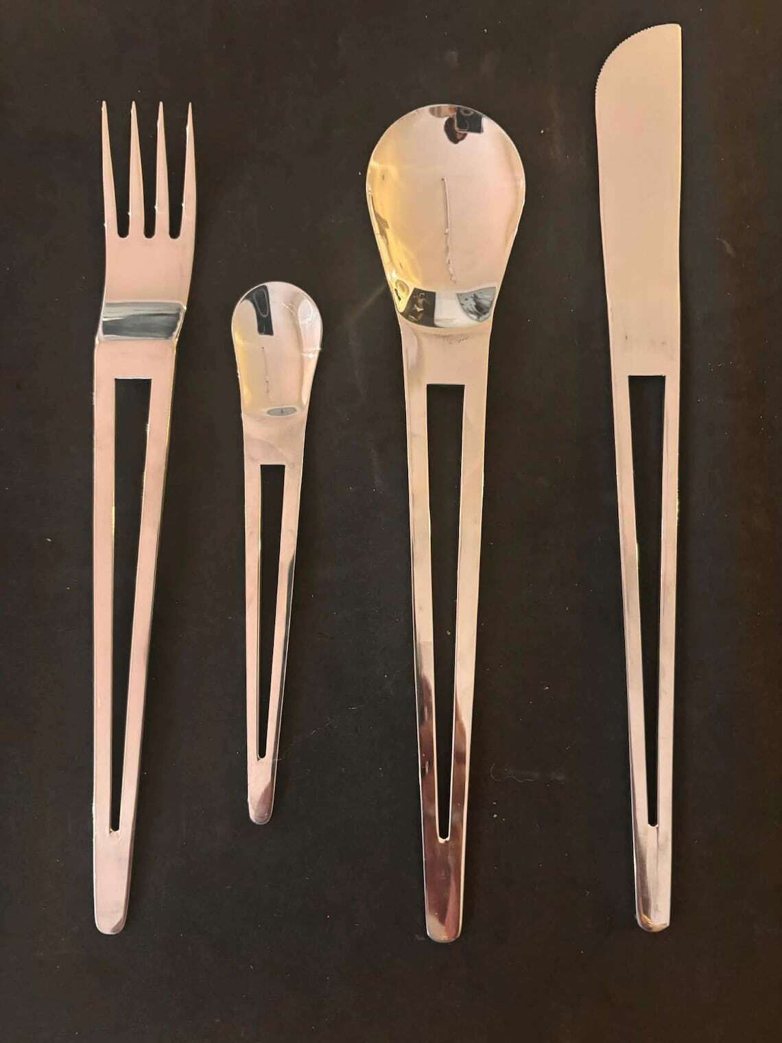 Bestekset Voor 12 Personen – Roestvrij Staal – Modernistisch Design – Herdmar Aztek – Made In Portugal – Cadeau photo furniture