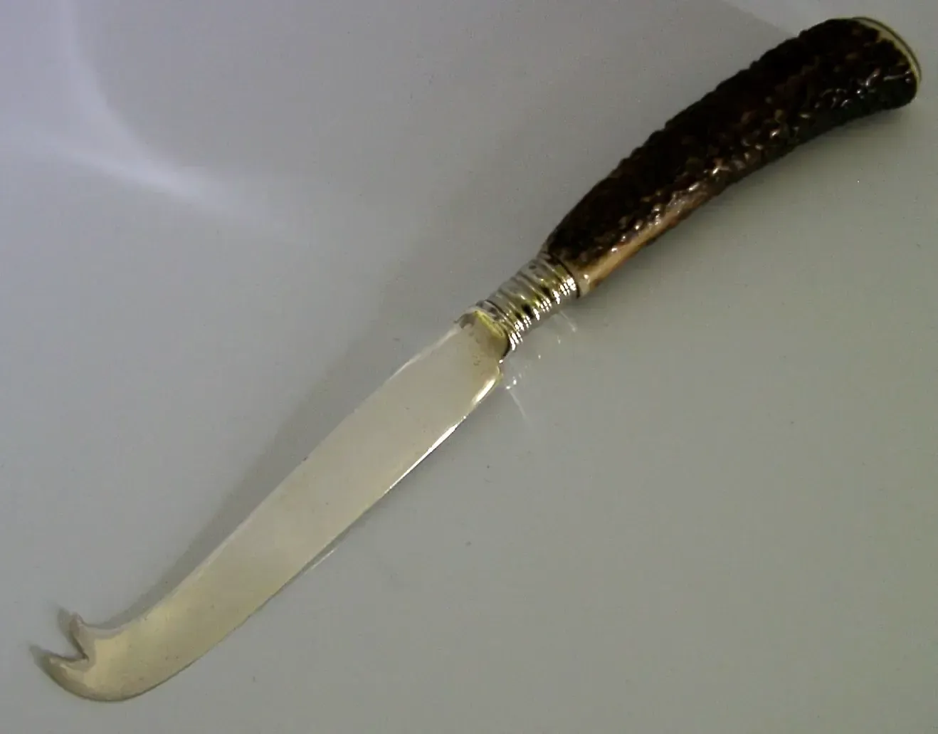 Suberb English Stag Handle Solid Sterling Silver Cheese Slice 1908 Antique 62g photo for sale