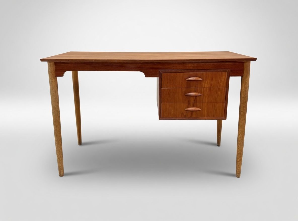 Custom Listing   Danish Petite Teak & Beech Desk