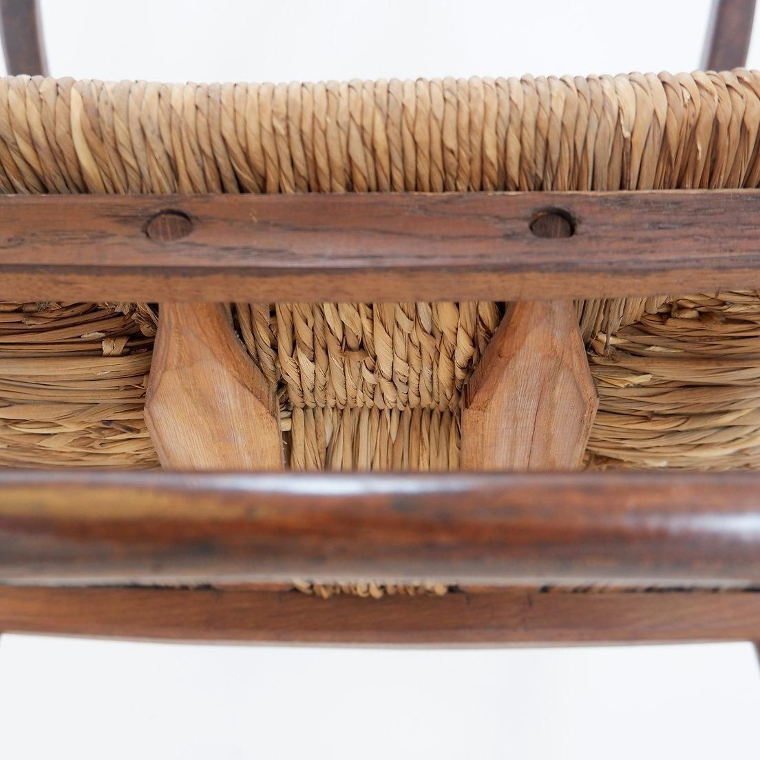 photo furniture Early 20th Century French Country Armchair With High Back Design