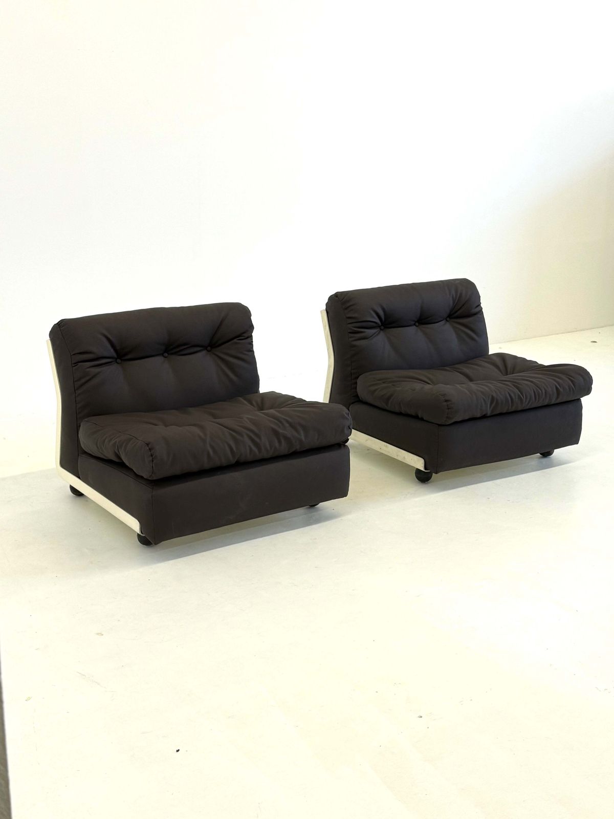 Amanta Armchairs By Mario Bellini For C&B Italia
