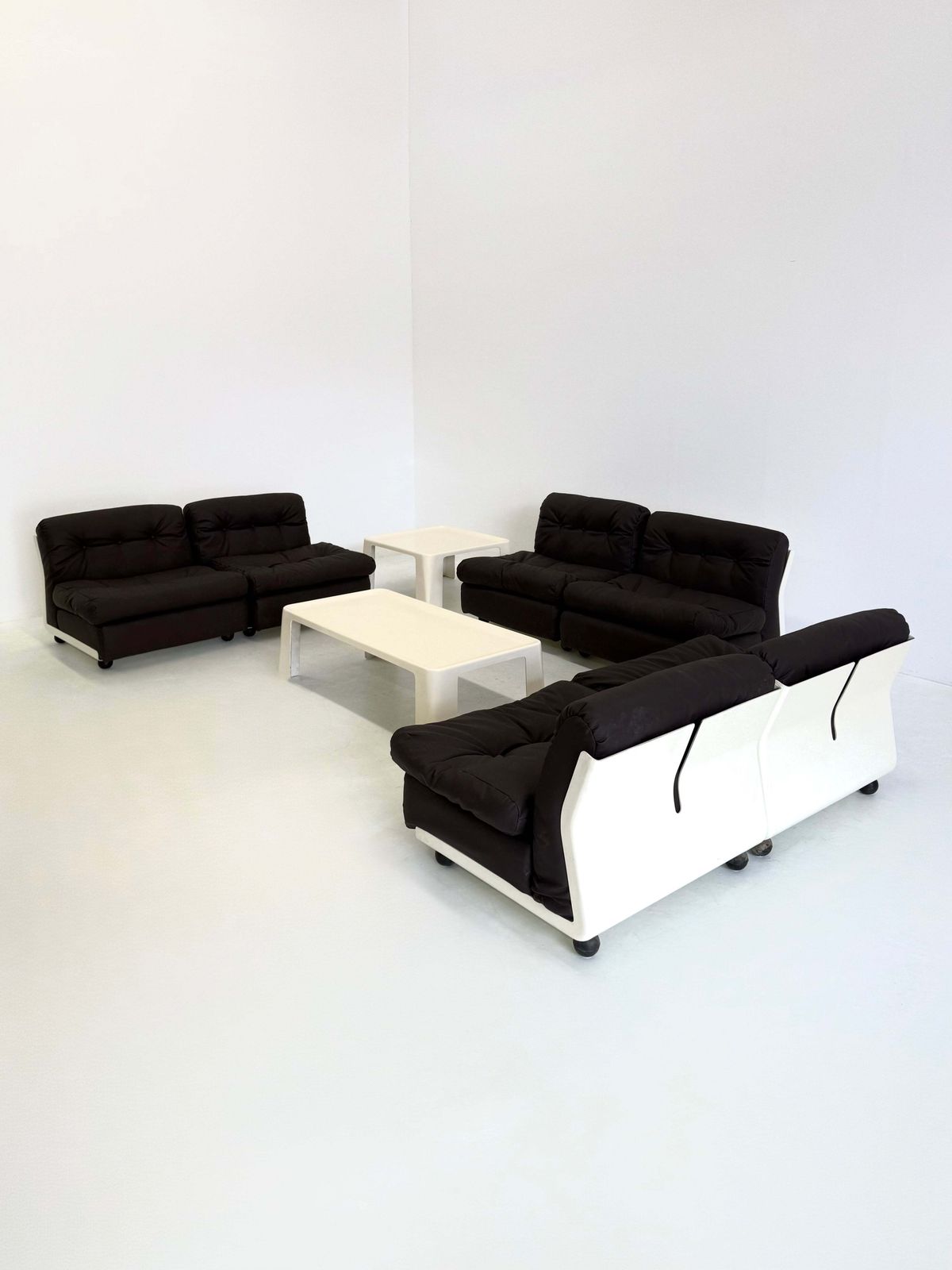 Amanta Armchairs By Mario Bellini For C&B Italia photo Furniture
