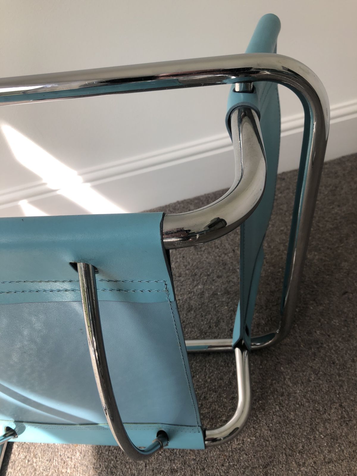 Six Cantilevered Office/Dining Chairs In Turquoise Blue Leather And Chrome photo buy