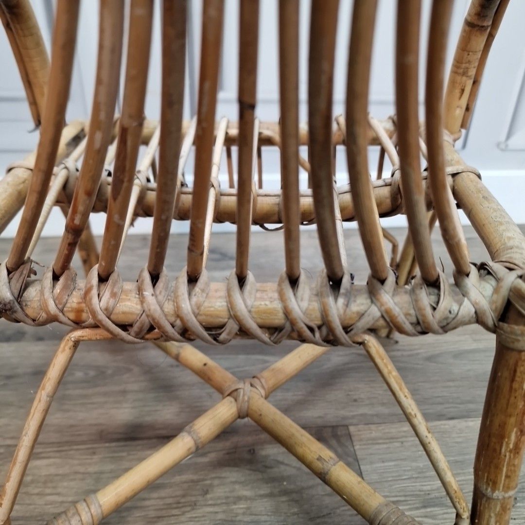 photo vinterior Retro Vintage Childs Chair Small Rattan Mid Century Seat Boho Tiki Bamboo Doll