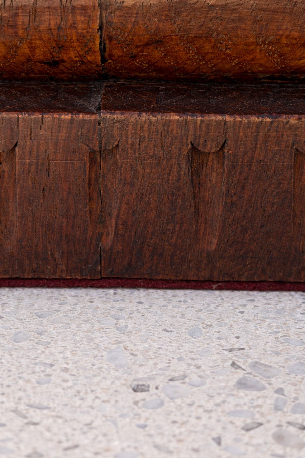 Carved Oak Table Lamp Base With Heraldic Shield – Mid Century / Gothic Revival I photo vinterior
