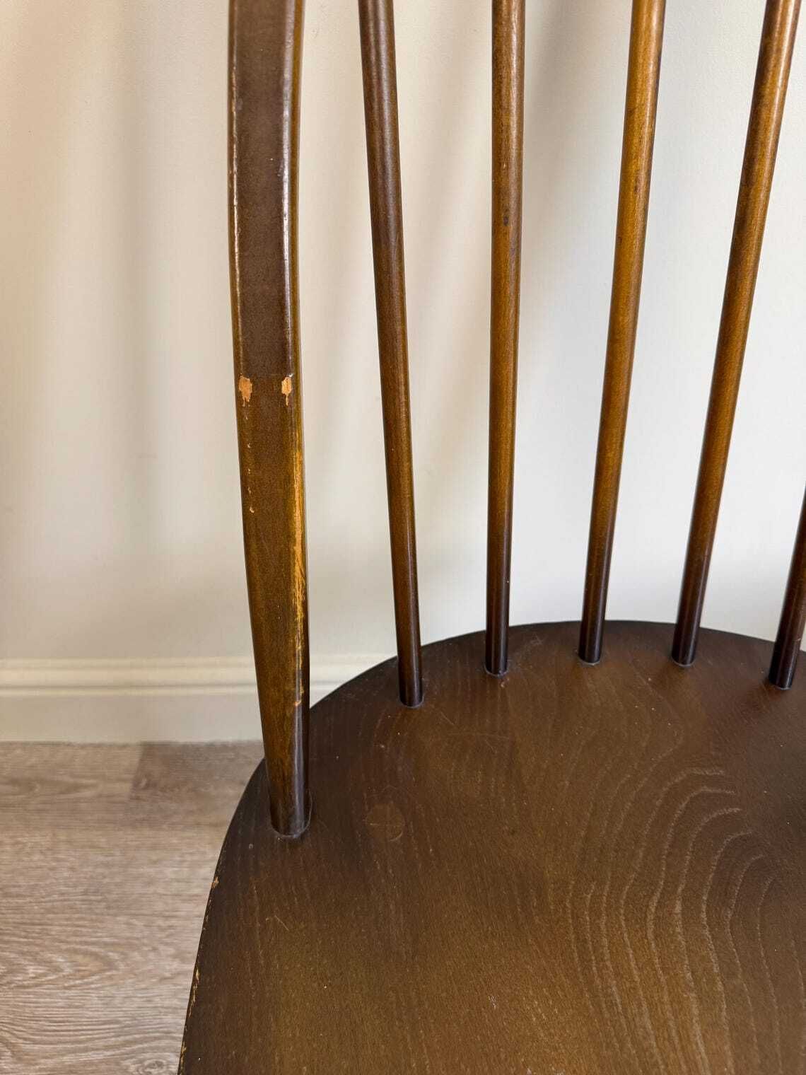 495.0 Set Of Four Ercol Windsor Quaker Dining Chairs Golden Dawn Finish Stick Back Solid Wood Chairs photo