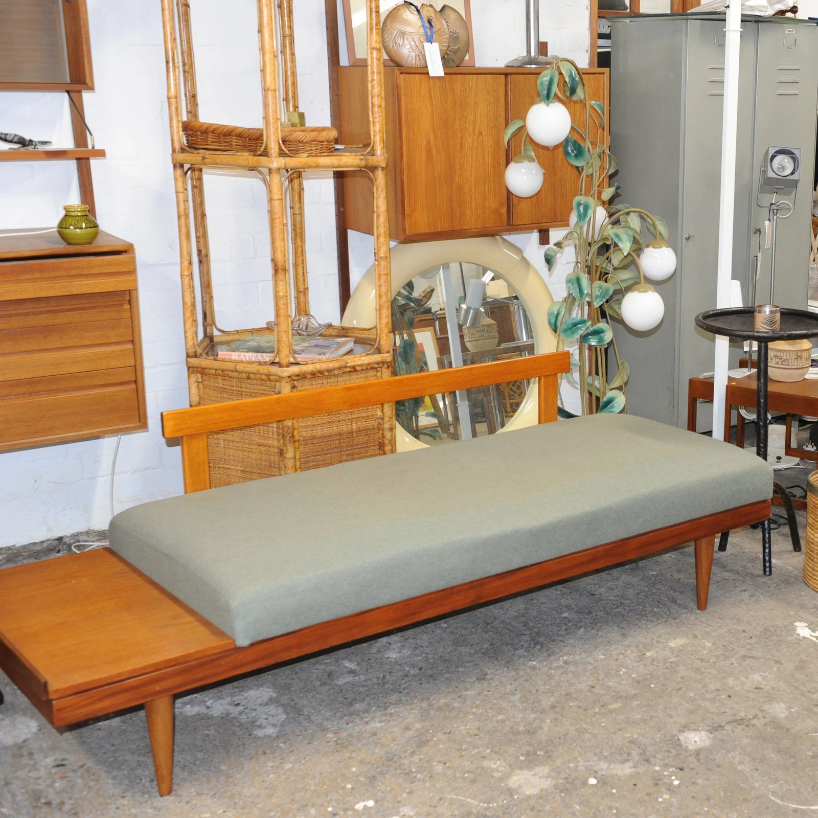 photo vinterior Vintage Scandinavian Daybed In Teak And Pale Green Fabric By Ingmar Relling For Ekornes, 1960s